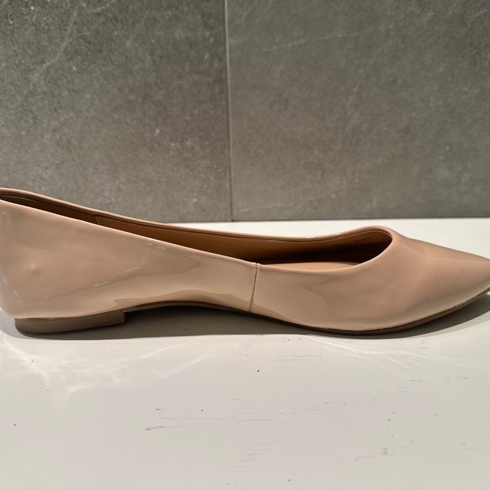 BCBGeneration Millie Smooth Patent flats